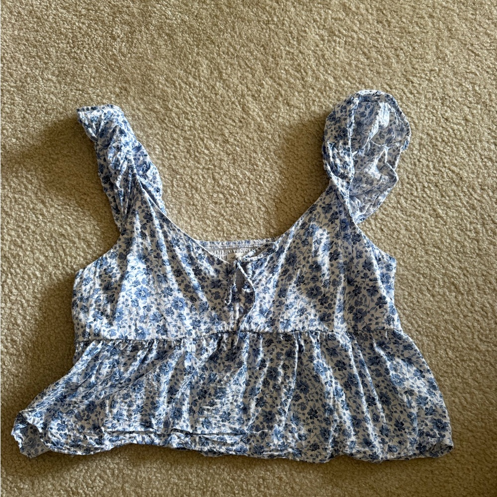 Cropped hollister tank